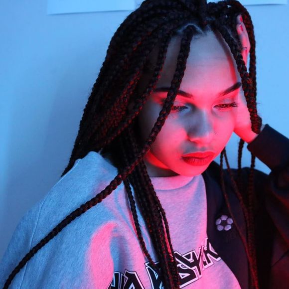 Meet your Posher, Naomie - Picture 1 of 1